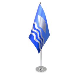 Isle of Wight table flag satin