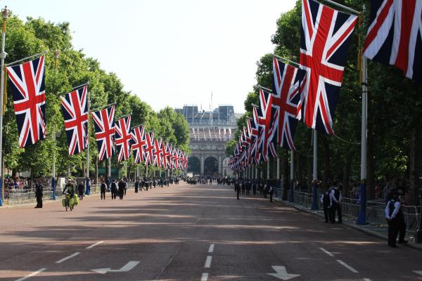 Topical Flag Focus! -The Queen's Platinum Jubilee 2022 Flags